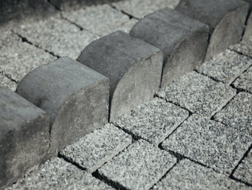 укладання декоративного поребрика